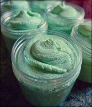Load image into Gallery viewer, Pistachio Cream Shower Frosting
